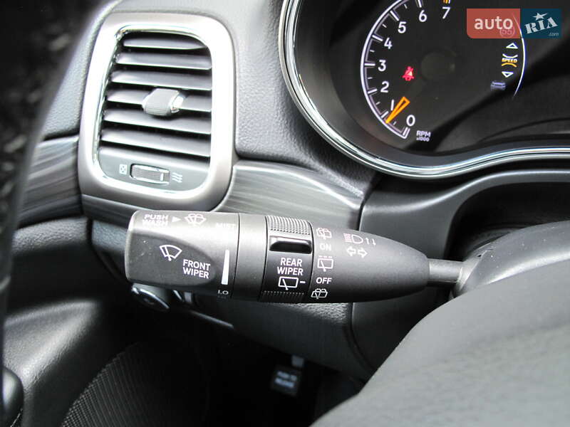 Внедорожник / Кроссовер Jeep Grand Cherokee 2020 в Киеве