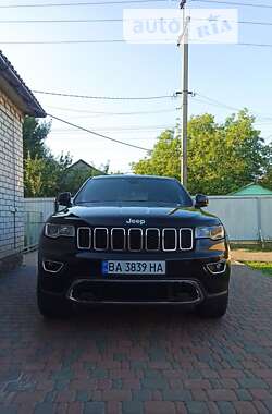 Внедорожник / Кроссовер Jeep Grand Cherokee 2017 в Знаменке