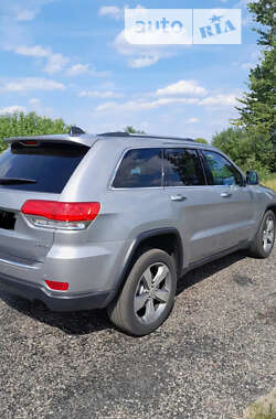 Позашляховик / Кросовер Jeep Grand Cherokee 2015 в 