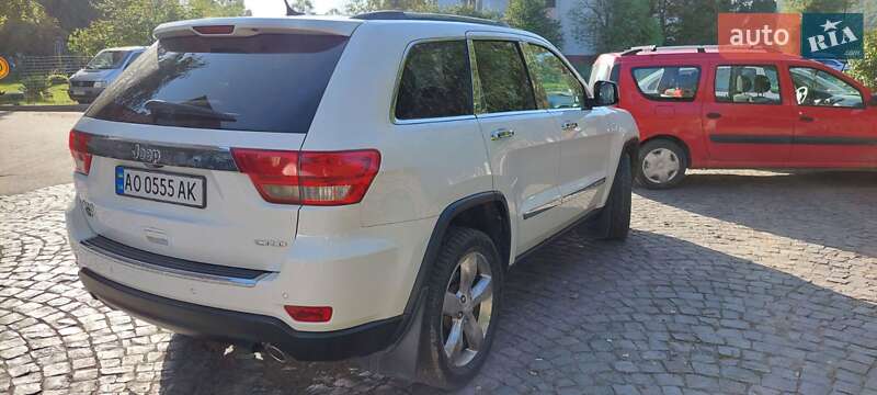 Внедорожник / Кроссовер Jeep Grand Cherokee 2012 в Хусте фото 4 Внедорожник / Кроссовер Jeep Grand Cherokee 2012 в Хусте