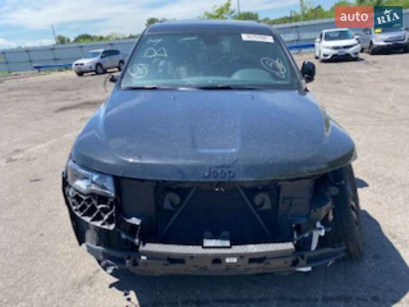 Внедорожник / Кроссовер Jeep Grand Cherokee 2020 в Кривом Роге