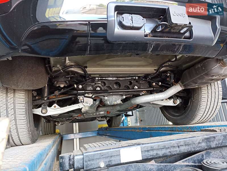 Внедорожник / Кроссовер Jeep Grand Cherokee 2020 в Кривом Роге