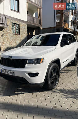 Внедорожник / Кроссовер Jeep Grand Cherokee 2018 в 