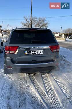 Внедорожник / Кроссовер Jeep Grand Cherokee 2011 в 