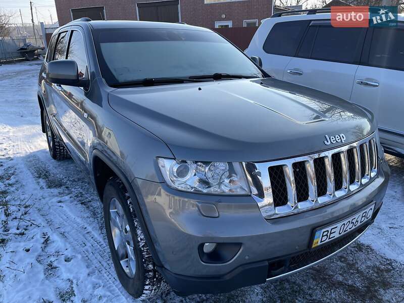 Внедорожник / Кроссовер Jeep Grand Cherokee 2011 в Березнеговатом