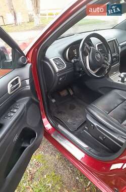 Позашляховик / Кросовер Jeep Grand Cherokee 2014 в 