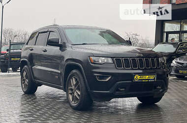 Позашляховик / Кросовер Jeep Grand Cherokee 2016 в Чернівцях