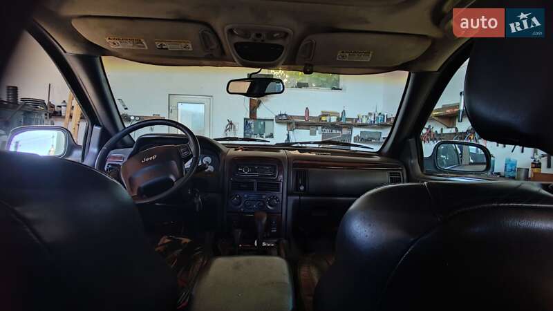 Позашляховик / Кросовер Jeep Grand Cherokee 2001 в Тячеві