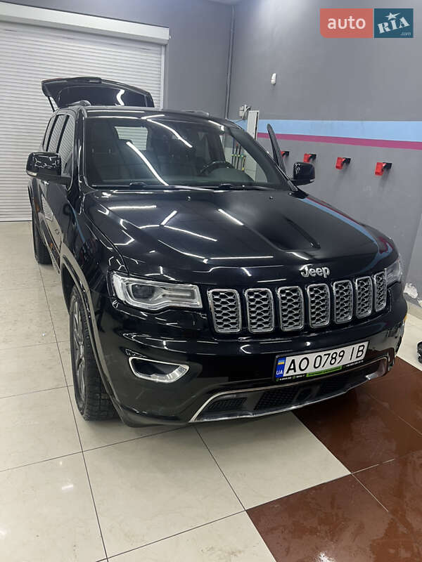 Внедорожник / Кроссовер Jeep Grand Cherokee 2016 в Ужгороде фото 6 Внедорожник / Кроссовер Jeep Grand Cherokee 2016 в Ужгороде