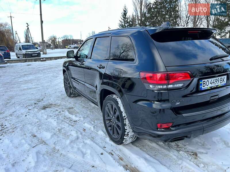 Внедорожник / Кроссовер Jeep Grand Cherokee 2018 в Тернополе