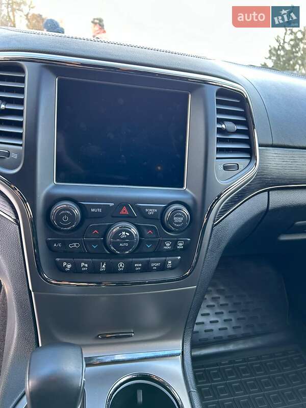 Внедорожник / Кроссовер Jeep Grand Cherokee 2018 в Тернополе