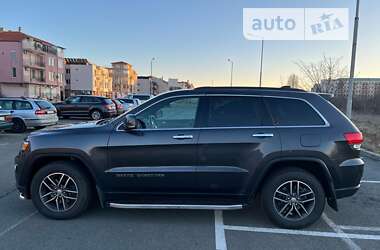 Внедорожник / Кроссовер Jeep Grand Cherokee 2017 в Запорожье