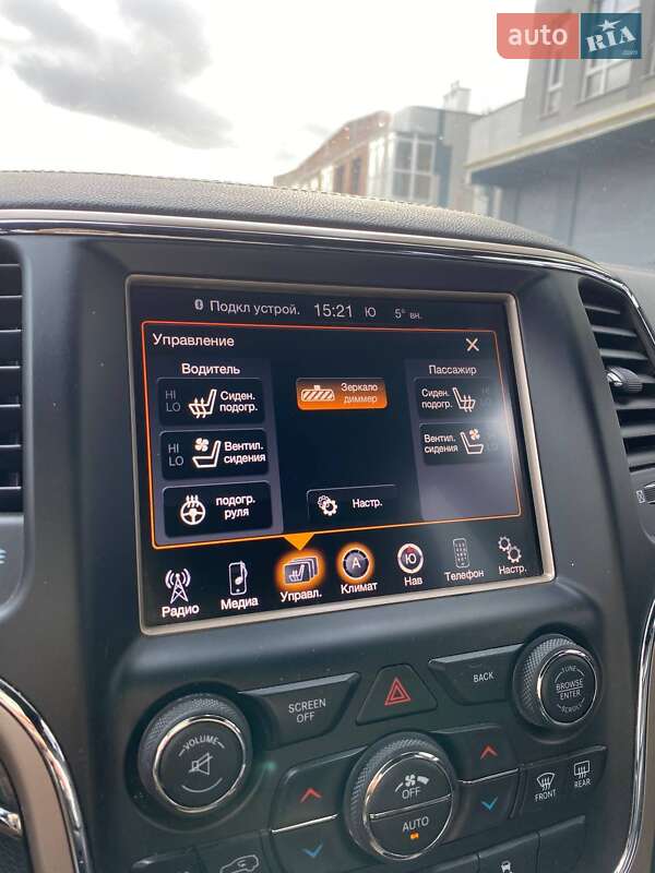 Позашляховик / Кросовер Jeep Grand Cherokee 2015 в Львові