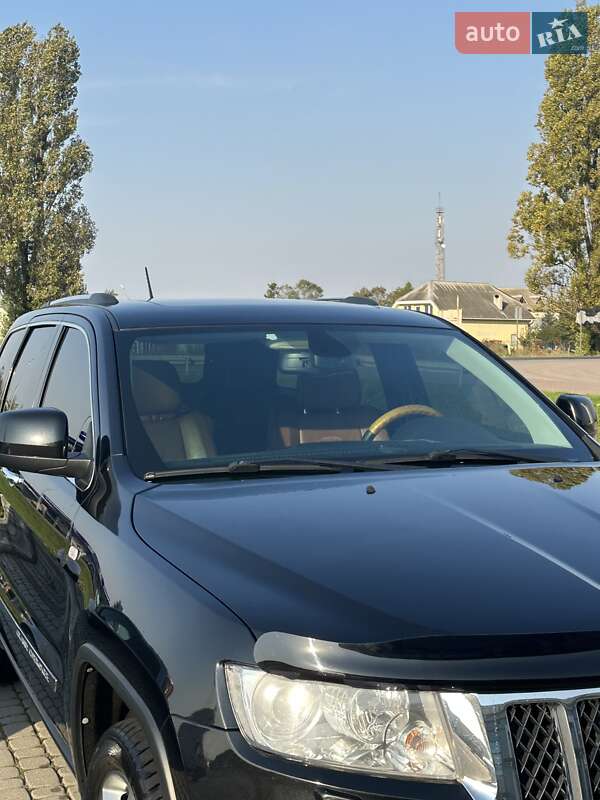 Внедорожник / Кроссовер Jeep Grand Cherokee 2012 в Ужгороде