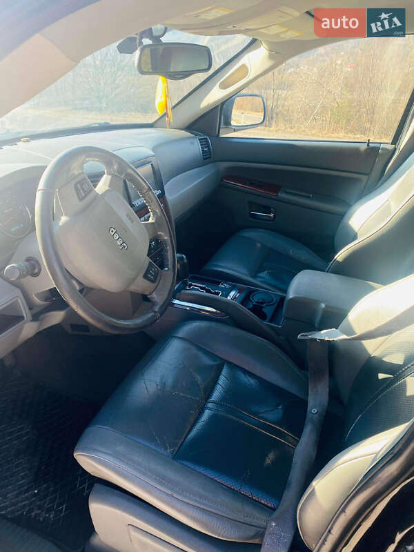 Позашляховик / Кросовер Jeep Grand Cherokee 2005 в Тячеві