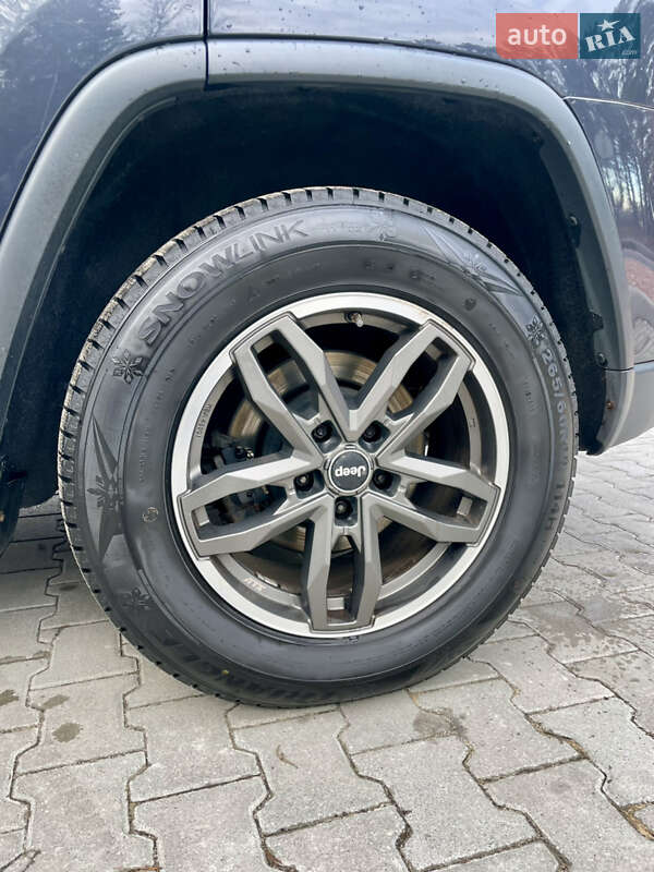 Позашляховик / Кросовер Jeep Grand Cherokee 2015 в Луцьку фото 17 Позашляховик / Кросовер Jeep Grand Cherokee 2015 в Луцьку