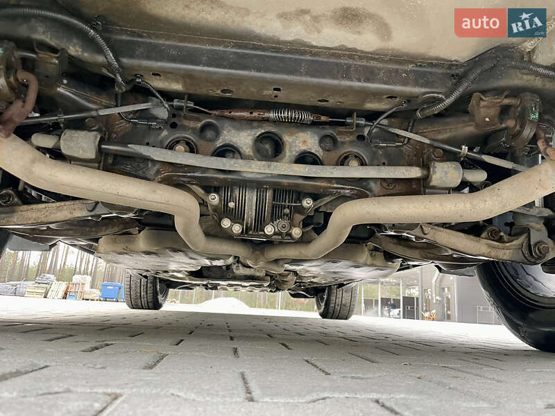 Позашляховик / Кросовер Jeep Grand Cherokee 2015 в Луцьку фото 24 Позашляховик / Кросовер Jeep Grand Cherokee 2015 в Луцьку