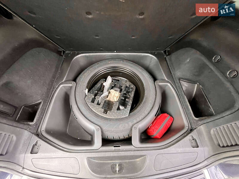 Позашляховик / Кросовер Jeep Grand Cherokee 2015 в Луцьку фото 30 Позашляховик / Кросовер Jeep Grand Cherokee 2015 в Луцьку