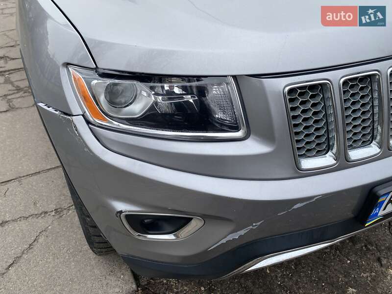 Позашляховик / Кросовер Jeep Grand Cherokee 2015 в Києві