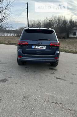 Внедорожник / Кроссовер Jeep Grand Cherokee 2020 в Богуславе