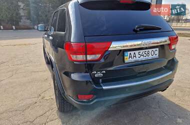 Внедорожник / Кроссовер Jeep Grand Cherokee 2011 в Киеве