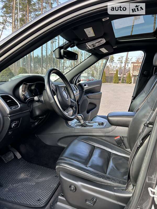 Внедорожник / Кроссовер Jeep Grand Cherokee 2017 в Буче