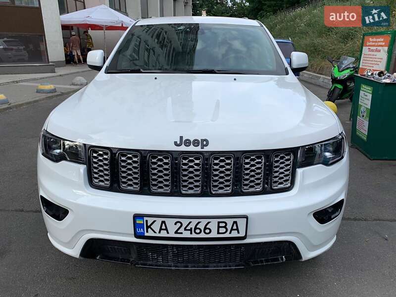 Внедорожник / Кроссовер Jeep Grand Cherokee 2019 в Киеве фото 2 Внедорожник / Кроссовер Jeep Grand Cherokee 2019 в Киеве