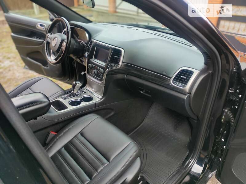 Внедорожник / Кроссовер Jeep Grand Cherokee 2021 в Киеве