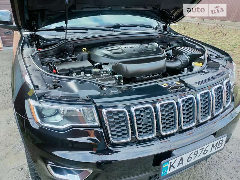 Внедорожник / Кроссовер Jeep Grand Cherokee 2021 в Киеве