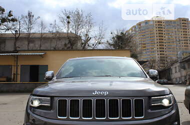 Внедорожник / Кроссовер Jeep Grand Cherokee 2016 в Киеве