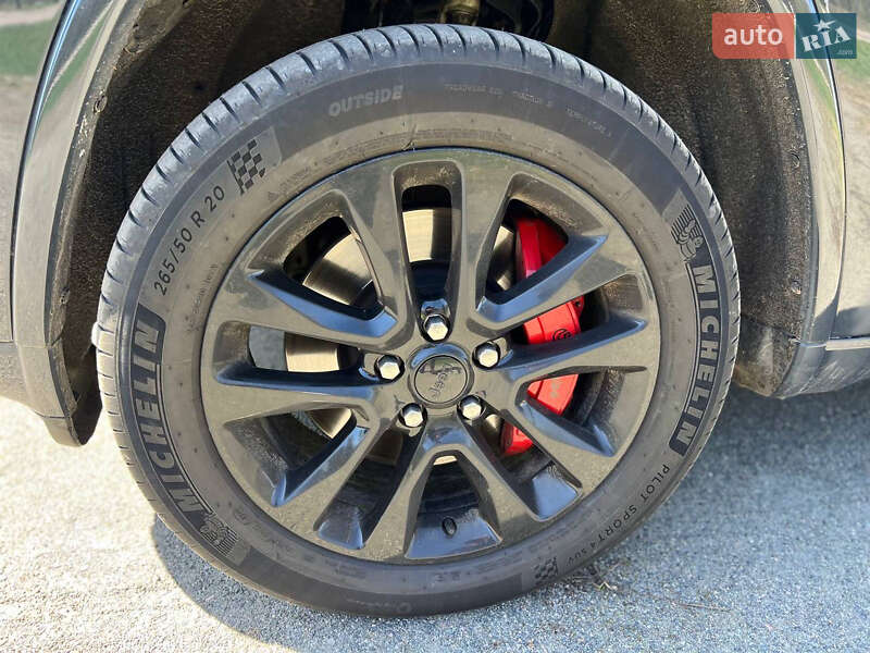 Внедорожник / Кроссовер Jeep Grand Cherokee 2018 в Киеве