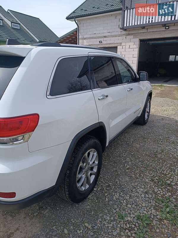 Внедорожник / Кроссовер Jeep Grand Cherokee 2013 в Косове