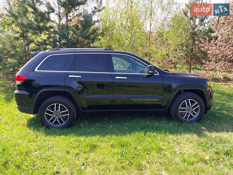Внедорожник / Кроссовер Jeep Grand Cherokee 2020 в Киеве
