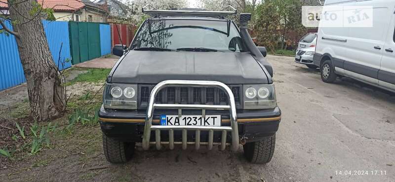 Внедорожник / Кроссовер Jeep Grand Cherokee 1994 в Киеве