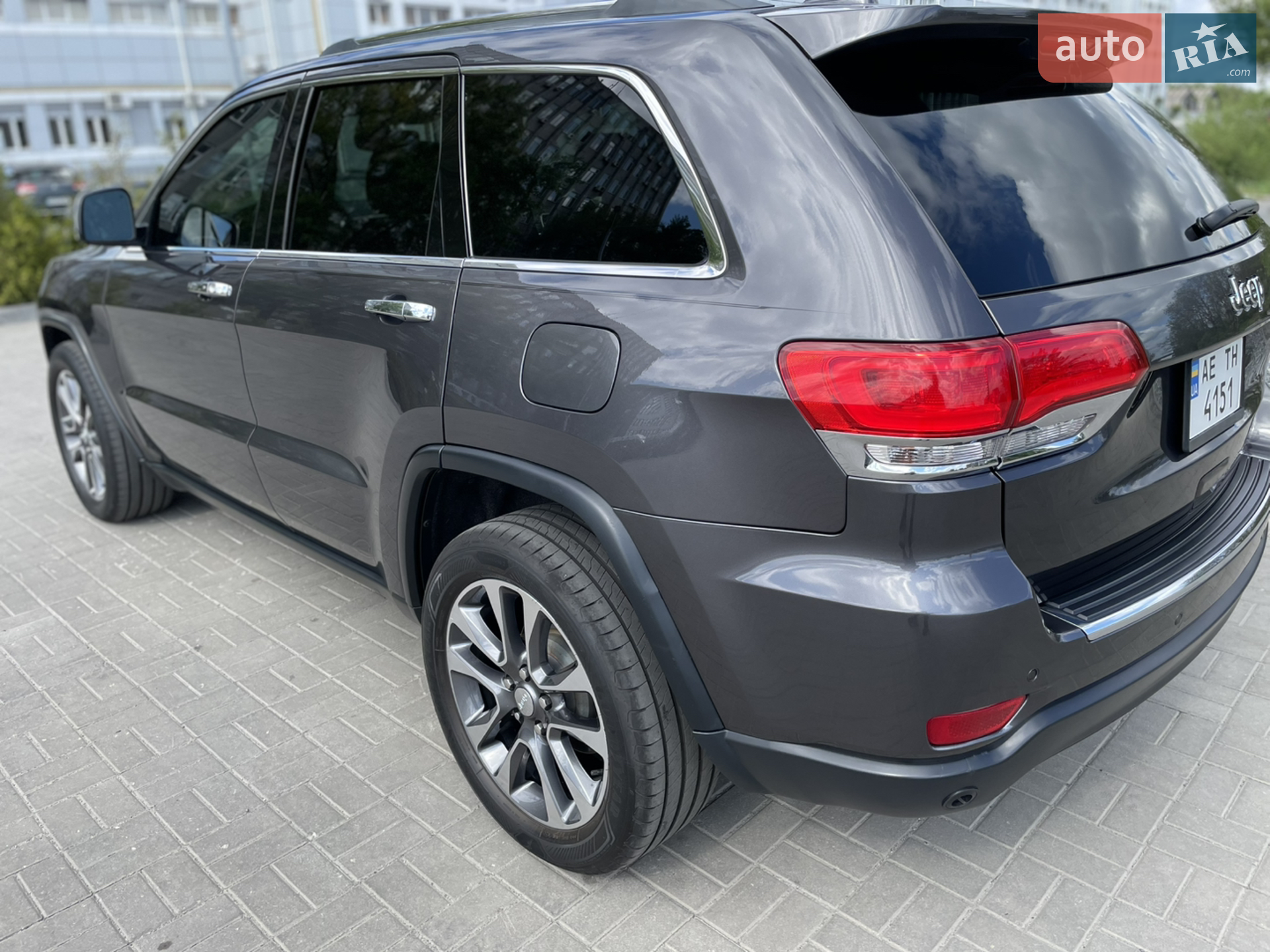 2018 Jeep Grand Cherokee - мініатюра 17