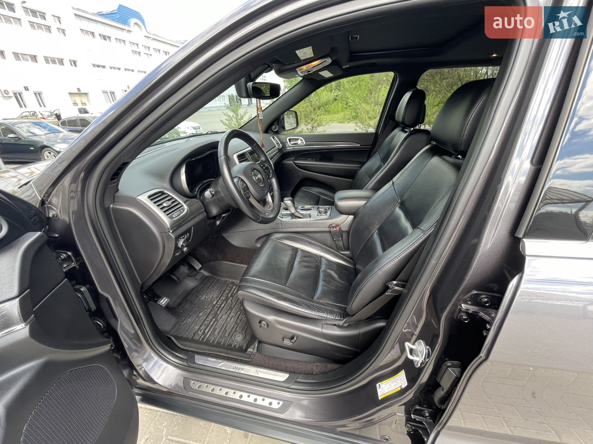 2018 Jeep Grand Cherokee - мініатюра 35