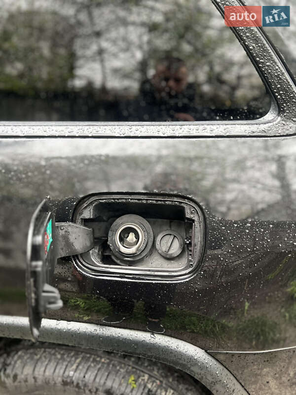 Внедорожник / Кроссовер Jeep Grand Cherokee 2014 в Киеве