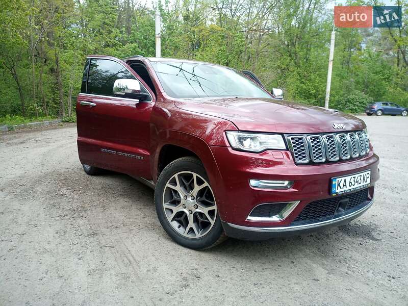 Позашляховик / Кросовер Jeep Grand Cherokee 2017 в Києві