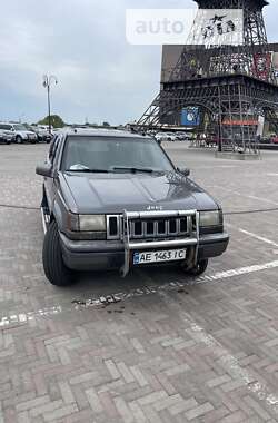Внедорожник / Кроссовер Jeep Grand Cherokee 1994 в Харькове