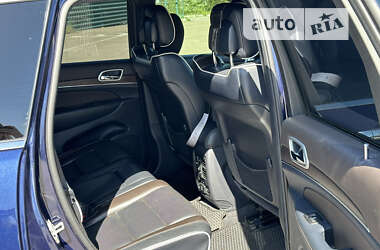 Внедорожник / Кроссовер Jeep Grand Cherokee 2013 в 