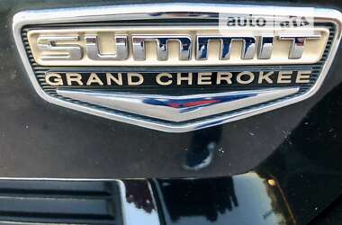 Внедорожник / Кроссовер Jeep Grand Cherokee 2014 в Житомире