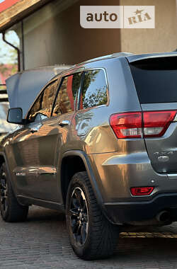 Позашляховик / Кросовер Jeep Grand Cherokee 2011 в Львові