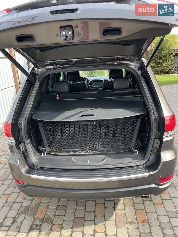 Внедорожник / Кроссовер Jeep Grand Cherokee 2020 в Вышгороде