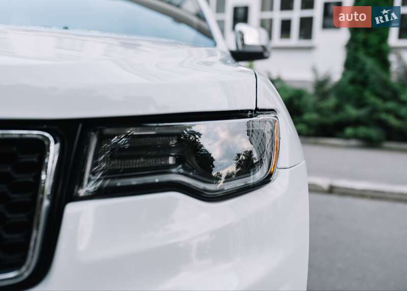 Позашляховик / Кросовер Jeep Grand Cherokee 2018 в Києві