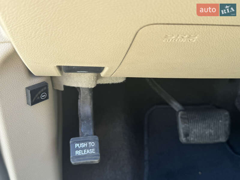 Внедорожник / Кроссовер Jeep Grand Cherokee 2015 в Киеве фото 27 Внедорожник / Кроссовер Jeep Grand Cherokee 2015 в Киеве