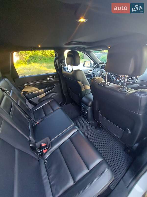 Позашляховик / Кросовер Jeep Grand Cherokee 2019 в Києві