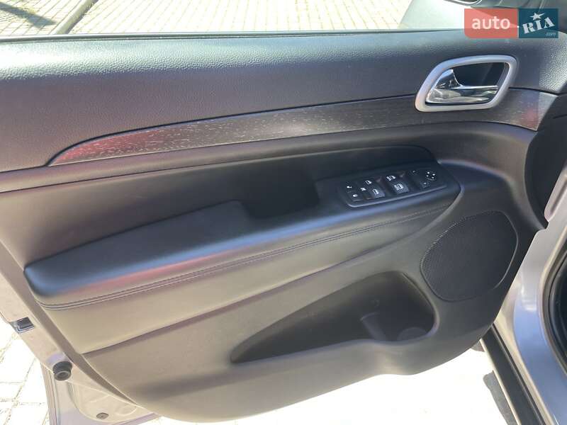 Внедорожник / Кроссовер Jeep Grand Cherokee 2018 в Кропивницком