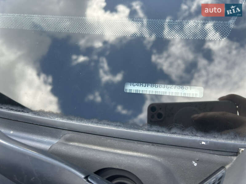 Внедорожник / Кроссовер Jeep Grand Cherokee 2018 в Киеве