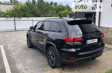 Позашляховик / Кросовер Jeep Grand Cherokee 2017 в Києві