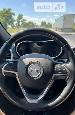 Позашляховик / Кросовер Jeep Grand Cherokee 2017 в Києві